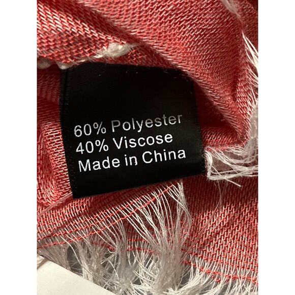 Bloomingdale’s Infinity Scarf coral pink with fringe edge NWT - Picture 5 of 5